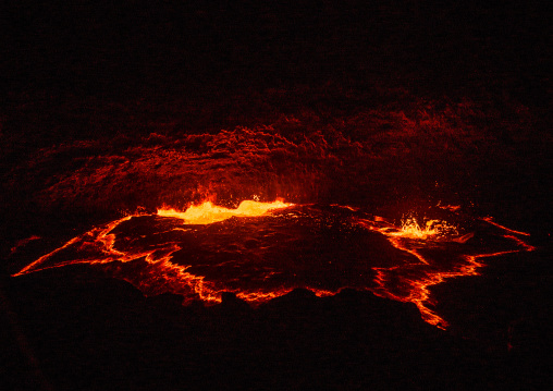 The living lava lake in the crater of erta ale volcano, Afar region, Erta ale, Ethiopia