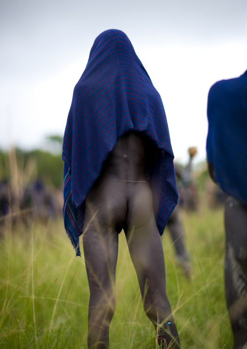 Donga stick fighting in Suri tribe, Tulgit, Omo valley, Ethiopia