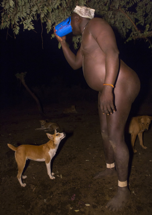 Bodi Tribe Fat Man Drinking Cow Blood, Hana Mursi, Omo Valley, Ethiopia