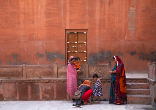 Indian family in Junagarh fort, Rajasthan, Bikaner, India