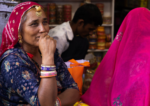 Rajasthani women in a shop, Rajasthan, Jodhpur, India