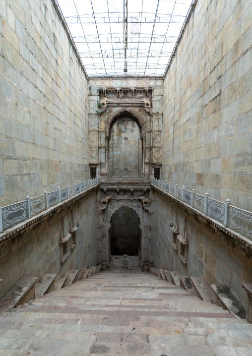 Entrance of Raniji ki baori called the queen's stepwell, Rajasthan, Bundi, India