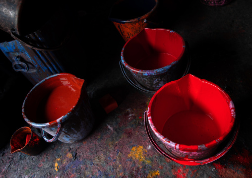 Chemical dyeing in a saree factory, Rajasthan, Sanganer, India
