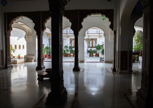 Dev Niwas hotel courtyard, Rajasthan, Bundi, India