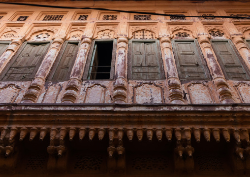 Old balcony of a haveli, Rajasthan, Jodhpur, India