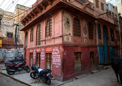 Beautiful haveli in the old city, Rajasthan, Bikaner, India