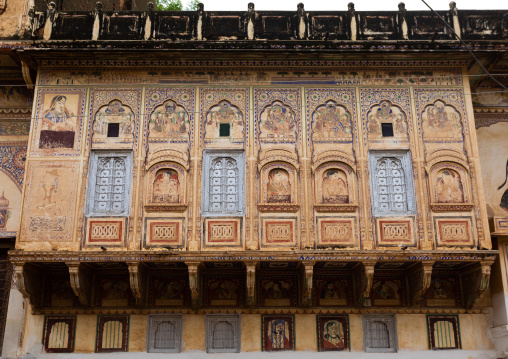 Old historic balcony of a haveli, Rajasthan, Nawalgarh, India