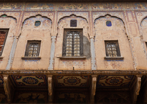Old historic haveli, Rajasthan, Nawalgarh, India