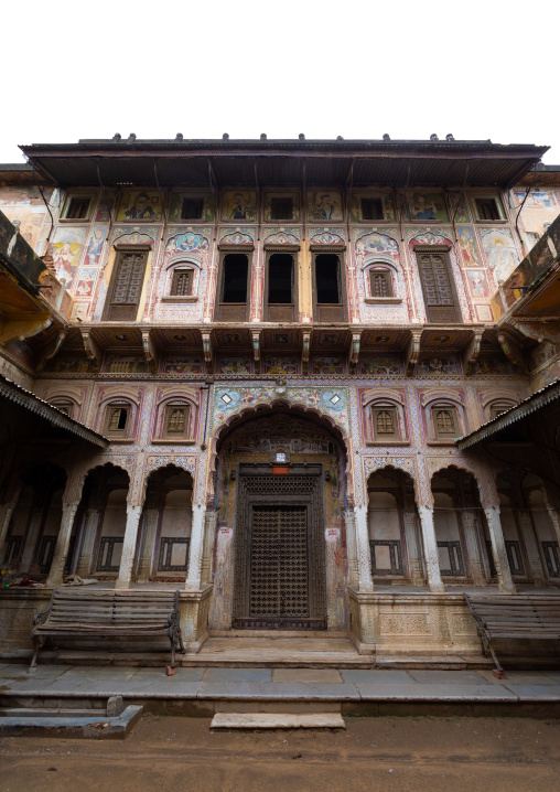 Old historic haveli, Rajasthan, Nawalgarh, India