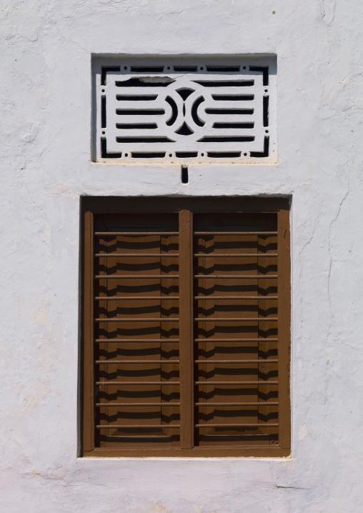 Bar Window Closed With Particular Carving Above, Pondicherry, India