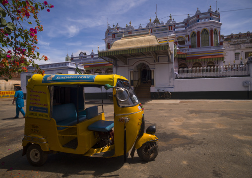 Taxi Rickshaw Parked In Front Of The Chettinad Palace, Kanadukathan Chettinad, India