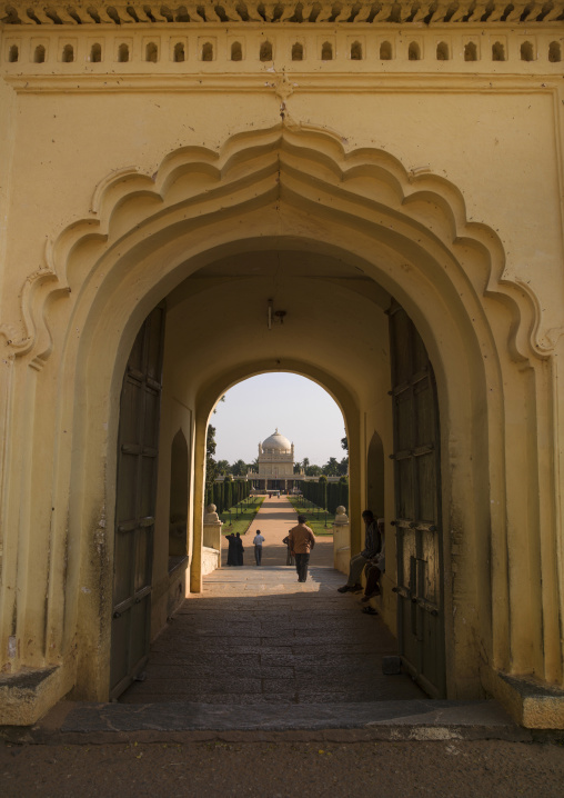 Entrance Of The Gumbaz, Mausoleum Of The Muslim Sultan Tipu And His Relatives, Srirangapatna, India