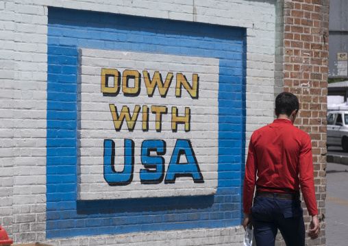 Anti american mural on the wall of the former american embassy, Shemiranat county, Tehran, Iran