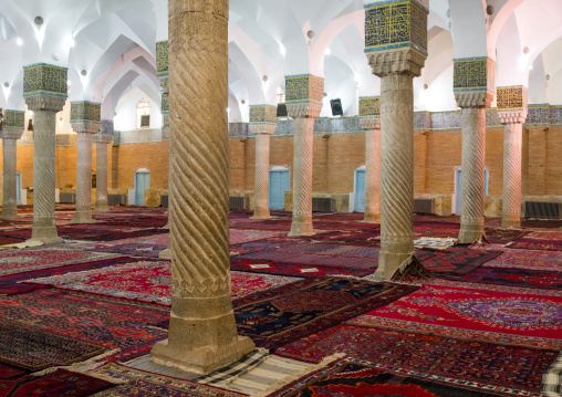 Dar Ol Ehsan Mosque Columns, Sanandaj, Iran