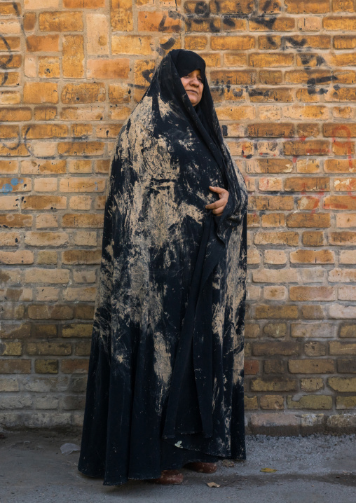 An Elderly Iranian Shiite Woman Covered With Mud During The Chehel Manbar Ceremony One Day Before Ashura, Lorestan Province, Khorramabad, Iran