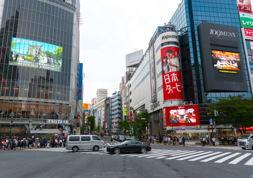 Shibuya crossing, Kanto region, Tokyo, Japan
