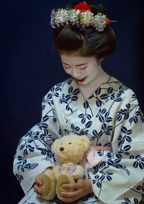 16 Years old maiko called chikasaya with her teddy bear, Kansai region, Kyoto, Japan