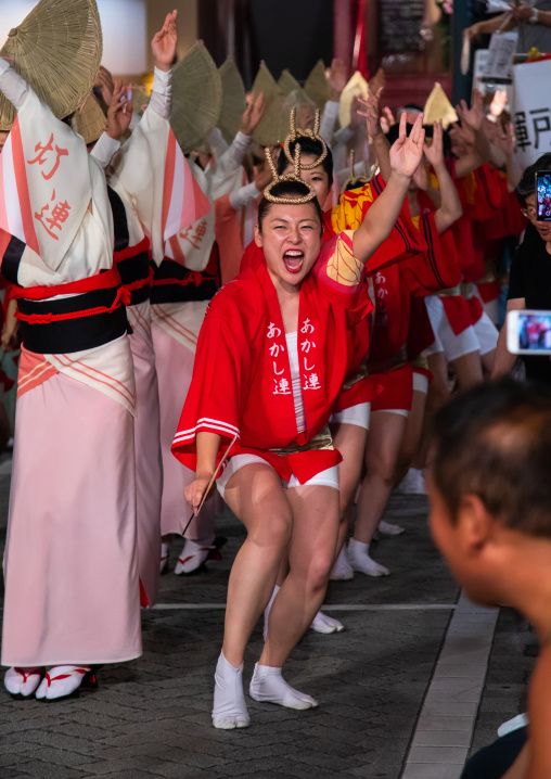 Japanese women during the Koenji Awaodori dance summer street festival, Kanto region, Tokyo, Japan