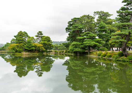 Kasumigaike pond in Kenroku-en garden, Ishikawa Prefecture, Kanazawa, Japan
