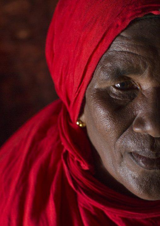 Somali tribe woman, Turkana lake, Loiyangalani, Kenya