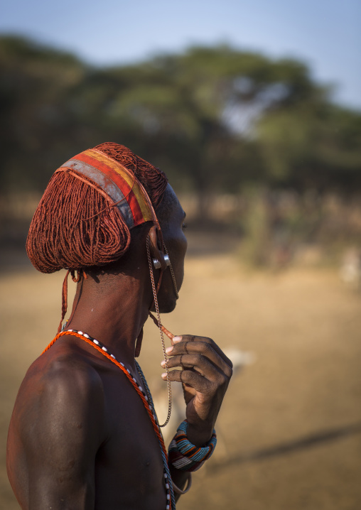 Rendille tribesman, Marsabit district, Ngurunit, Kenya