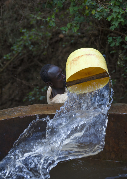 Gabbra tribe singing well, Marsabit district, Marsabit, Kenya