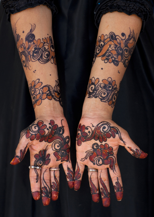 Patterns made with henna on hands, Lamu County, Lamu, Kenya