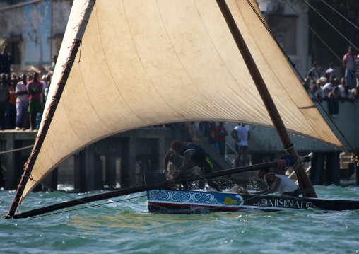 Dhow race during the Maulid festival, Lamu County, Lamu, Kenya