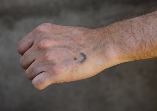 Traditional Kurdish Tatoo, Azaban, Kurdistan, Iraq