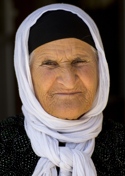 Old Kurdish Woman, Azaban, Kurdistan, Iraq