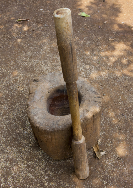 Pestle, Boloven, Laos