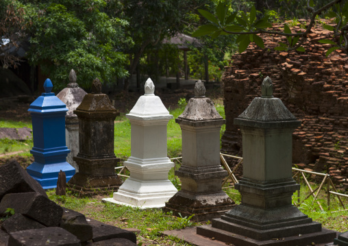 Wat phu khmer temple graves, Champasak, Laos