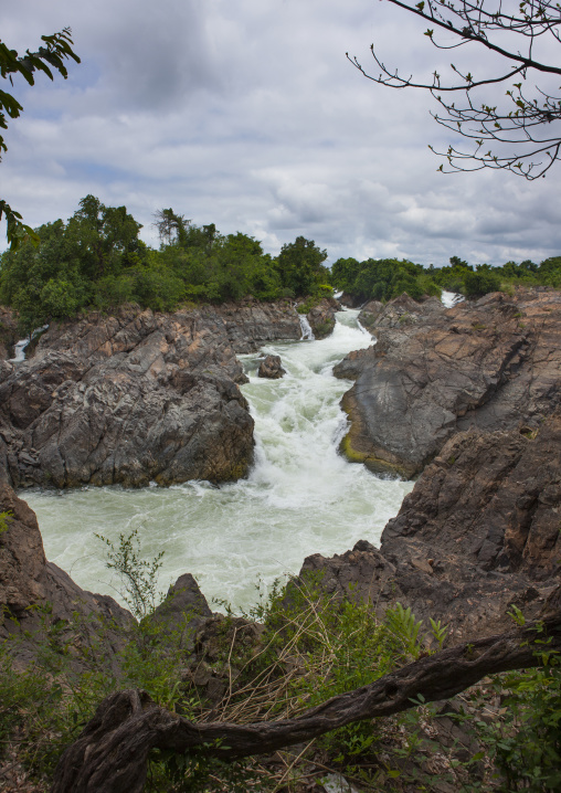 Li phi waterfall, Don khong island, Laos