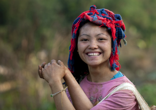 Smiling khmu girl, Luang namtha, Laos