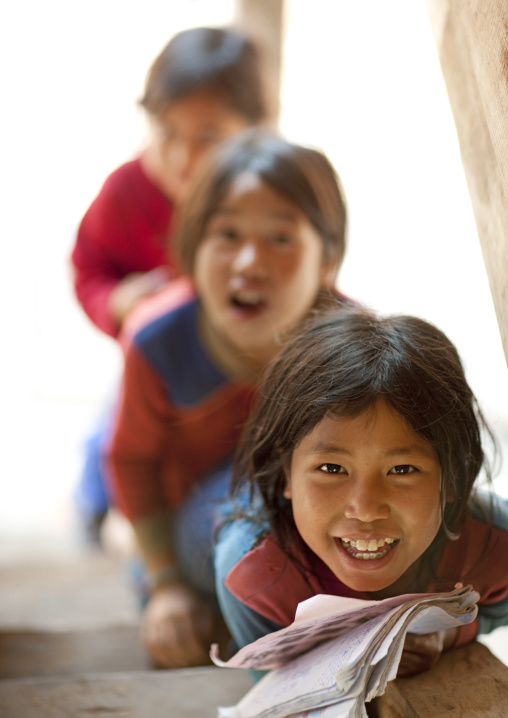 Akha minority kids, Ban ta mi, Laos