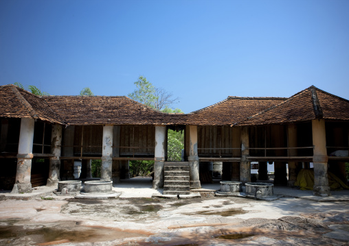 Pha bat monastery, Pakse, Laos