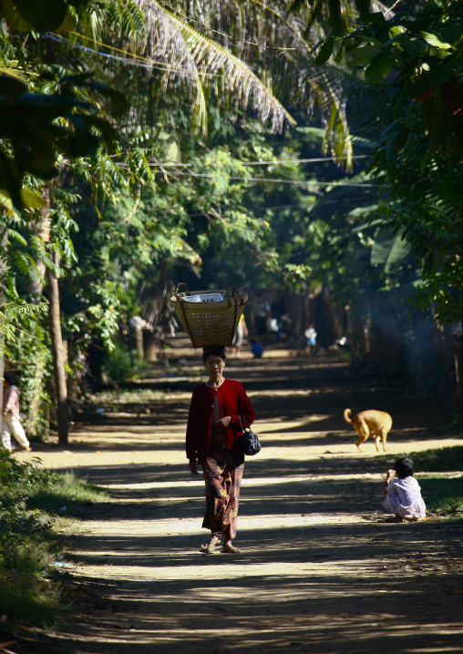 Ngapali Village Alley, Myanmar