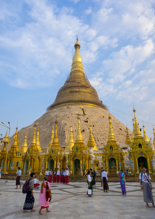 Shwedagon Pagoda, Yangon, Myanmar