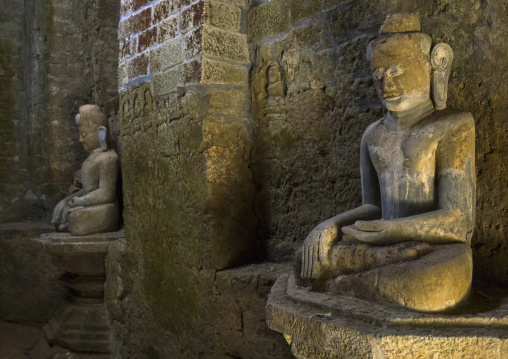 Buddha Statues In Kothaung Temple, Mrauk U, Myanmar