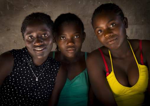 Ovambo Girls, Ondangwa, Namibia