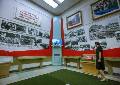 North Korean woman in a museum, Pyongan Province, Pyongyang, North Korea