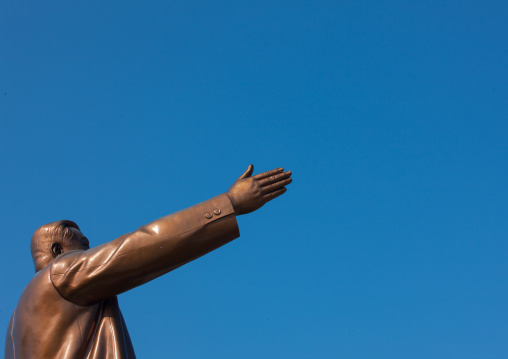 Kim Il-sung giant statue in Mansudae Grand monument, Pyongan Province, Pyongyang, North Korea