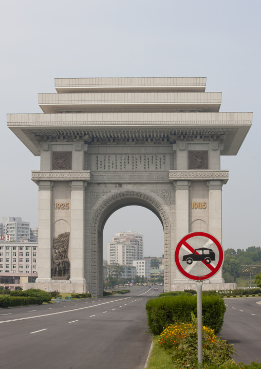 Road forbidden to cars signroad in front of the arch of triumph, Pyongan Province, Pyongyang, North Korea