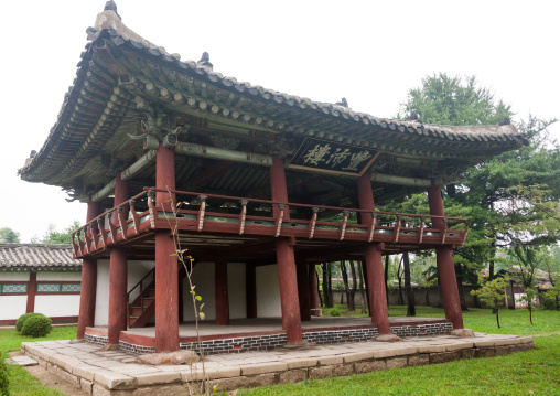 Former royal villa of Ri Song Gye founder of the choson dynasty, South Hamgyong Province, Hamhung, North Korea