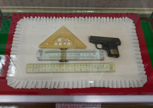 Kim il Sung gun in Jonsung revolutionary museum, Pyongan Province, Pyongyang, North Korea