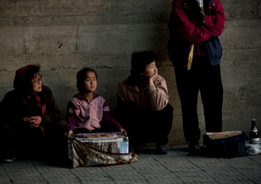 North Korean street sellers, Pyongan Province, Pyongyang, North Korea