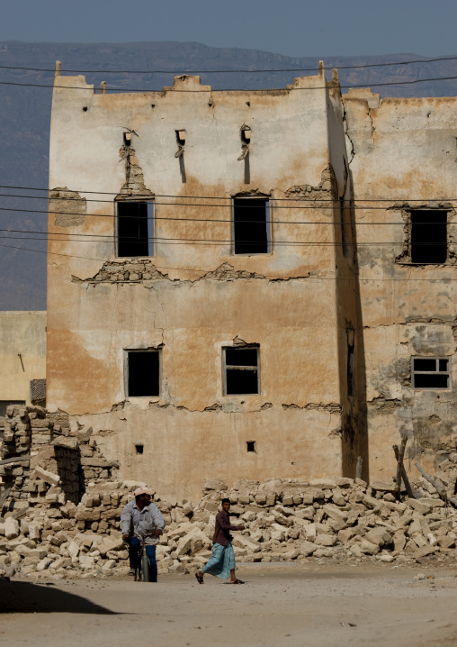 Ruined Old House, Mirbat, Oman