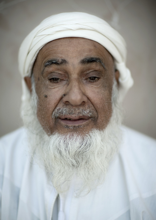 Old Omani Man In White Dishdasha, Nizwa, Oman