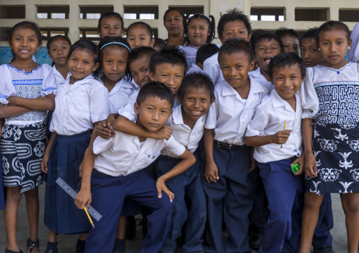 Panama, San Blas Islands, Mamitupu, Kuna Tribe Children In A School