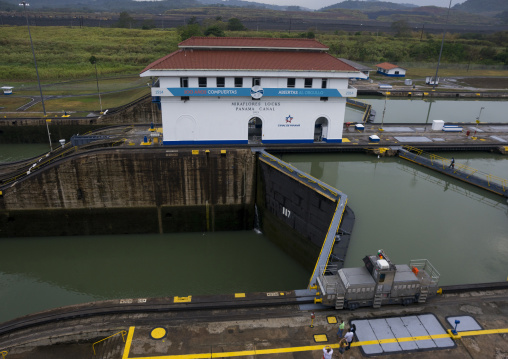 Panama, Province Of Panama, Panama City, Miraflores Locks In The Panama Canal